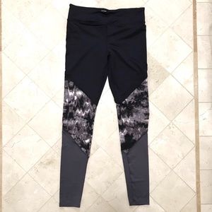 Forever 21 Athletic Print Leggings